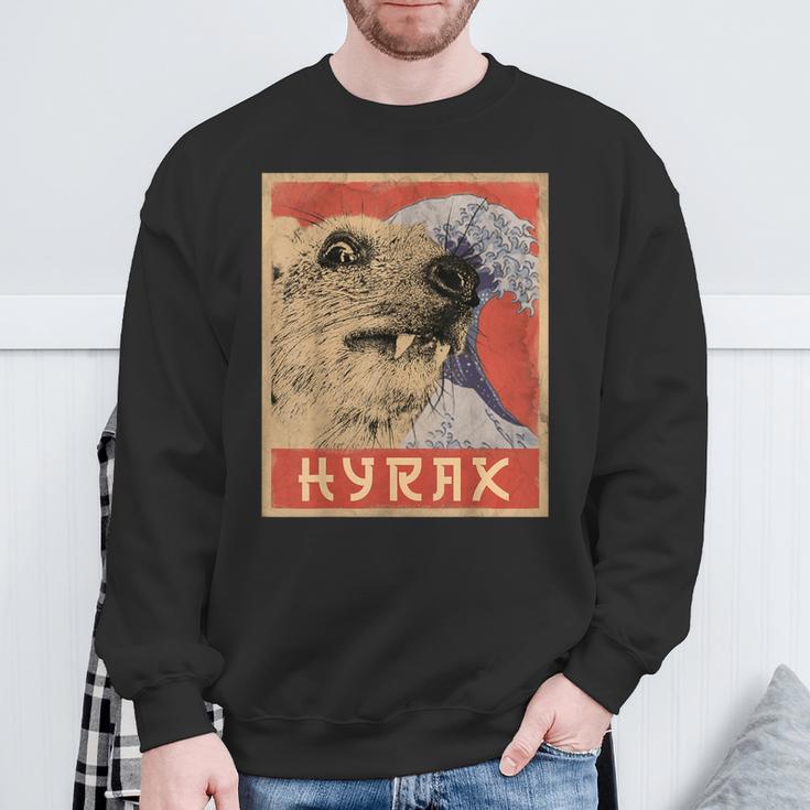 Hyrax Japaneseintage Style Hyrax Meme Sweatshirt Geschenke für alte Männer