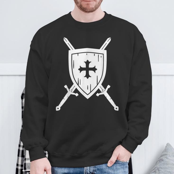 Knight Costume Knight Costume Shield Sword Sweatshirt Geschenke für alte Männer