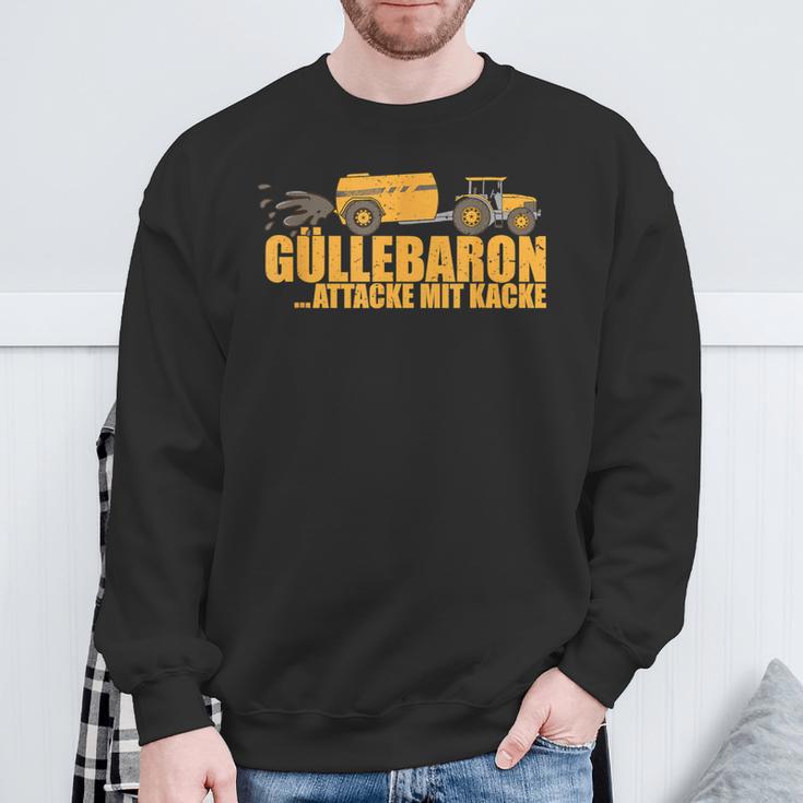 Landillage Güllebaron Attack With Poo Farmer Sweatshirt Geschenke für alte Männer