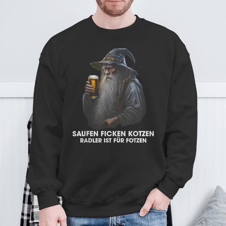 Saufen Fcken Kotzen Radler Ist Für Fotzen Saying Sweatshirt Geschenke für alte Männer