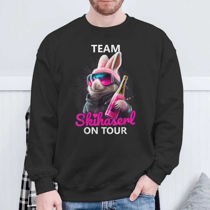 Skiing Team Skihaserl On Tour Apres-Ski Sweatshirt Geschenke für alte Männer