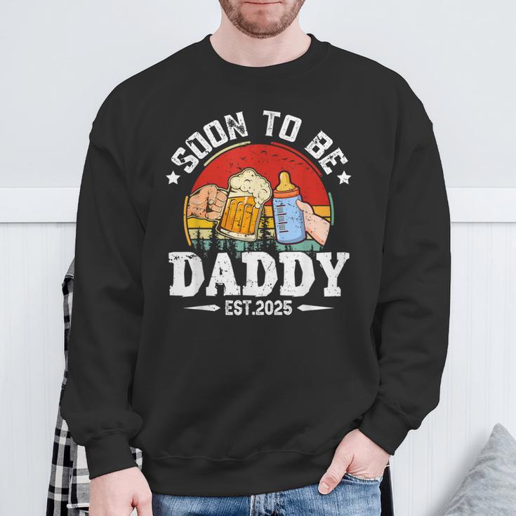 Soon To Be Daddy 2025 Retro Pregnancy Announcement Dad Sweatshirt Geschenke für alte Männer