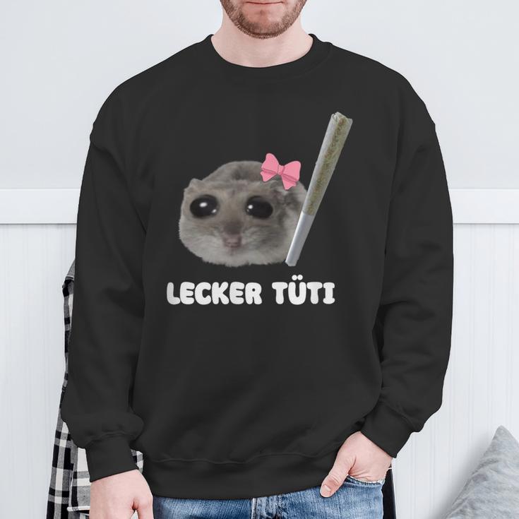 Tasty Tüti X Sad Hamster Meme Grass Bag Cannabis Sweatshirt Geschenke für alte Männer