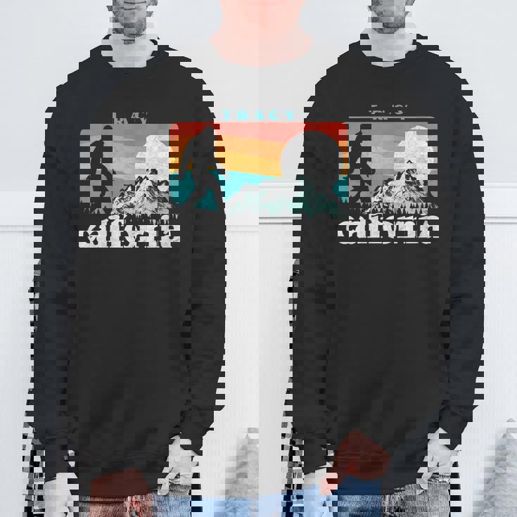 Tracy California Retro 80S Bigfoot Mountains Sweater e Cadeaux pour les vieillards