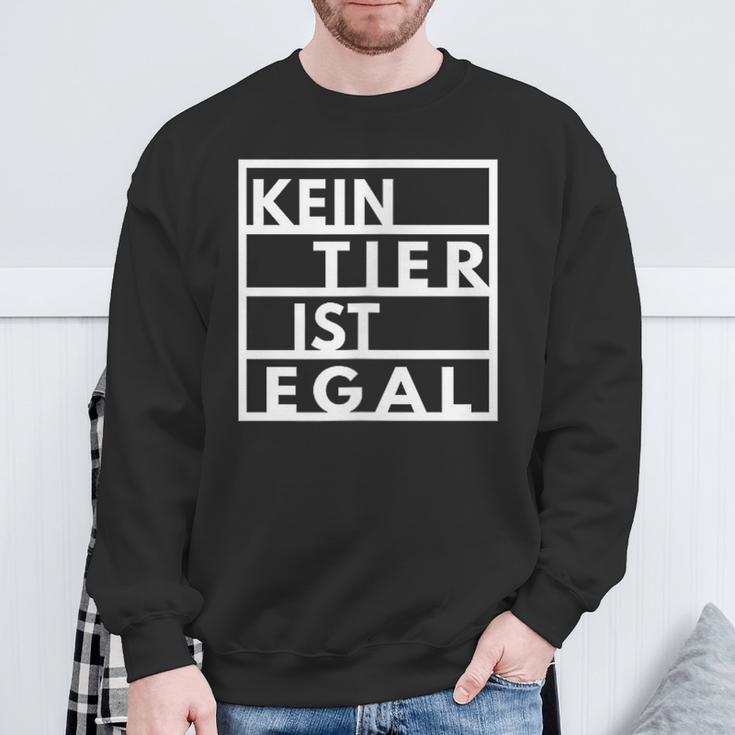 Vegetarianegan Goegan No Animal Is No Matter Animal Protection Sweatshirt Geschenke für alte Männer