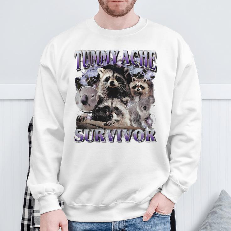 Belly Pain Survivor Raccoon Sweatshirt Geschenke für alte Männer