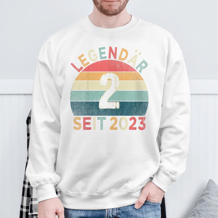 Children's 2Nd Birthday Legendary Since 2023Intage 2 Year Old Sweatshirt Geschenke für alte Männer