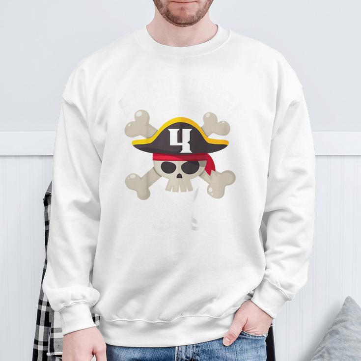 Children's Pirate 4 Years Attention I'm 4 4Th Birthday Boys Sweatshirt Geschenke für alte Männer