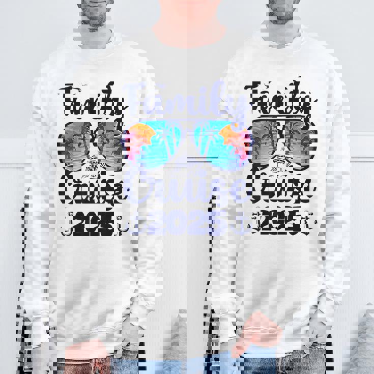 Family Cruise 2025 Family Vacation Matching Family Group Sweatshirt Gifts for Old Men