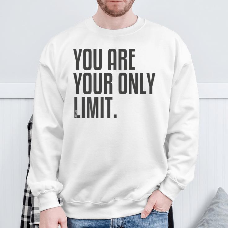 Fitness Backprint Slogan Jogging Training Motivation Sports Sweatshirt Geschenke für alte Männer