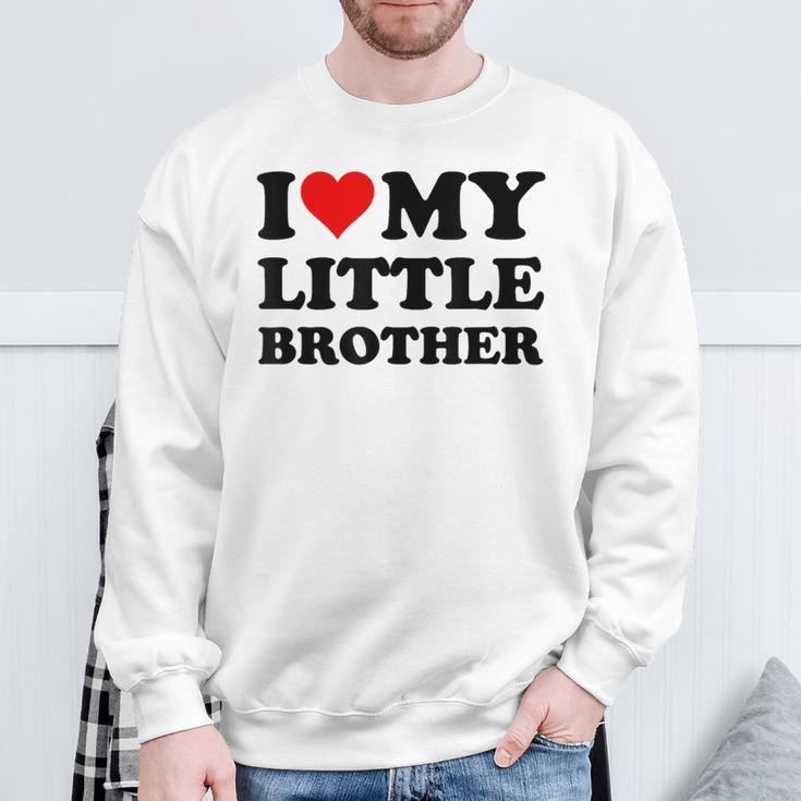 I Love My Little Brother Sweatshirt Geschenke für alte Männer