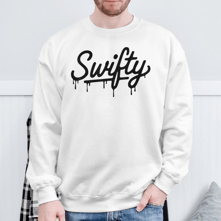 Swifty Fan Merch Ns First Name Taylor Outfit Drip Gray Sweatshirt Geschenke für alte Männer