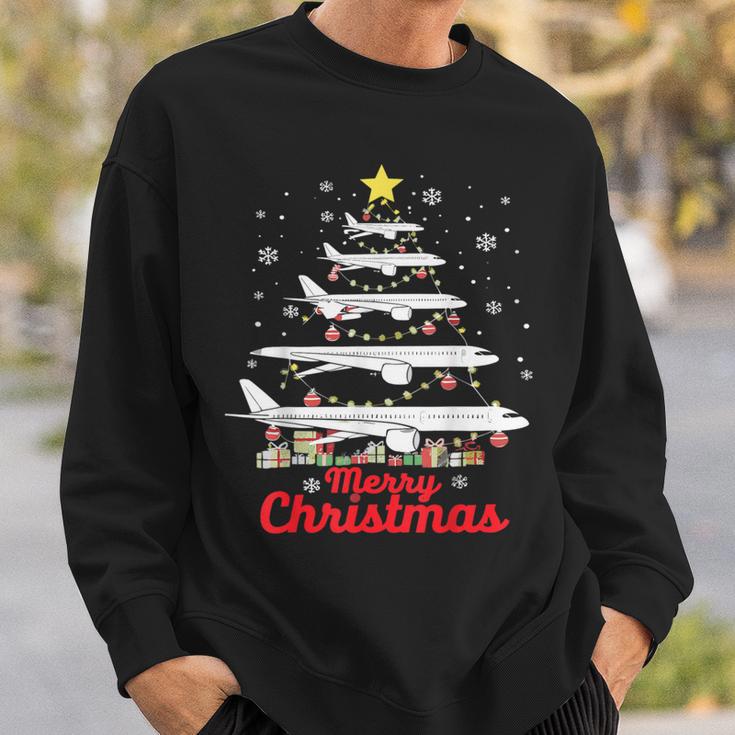 Aeroplane Christmas Tree Merry Christmas Most Likely Pilot Sweatshirt Geschenke für Ihn