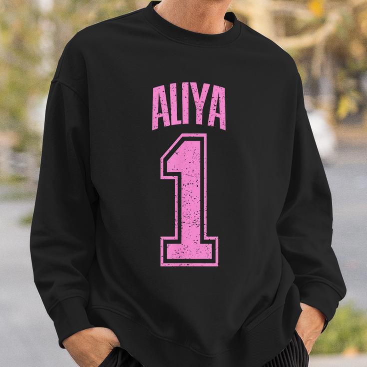 Aliya Supporter Number 1 Biggest Fan Sweatshirt Geschenke für Ihn