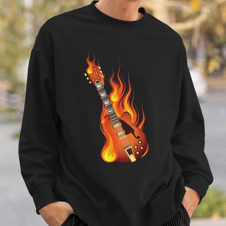 Brennede Rock Guitar Heavy Metal Music Sweatshirt Geschenke für Ihn