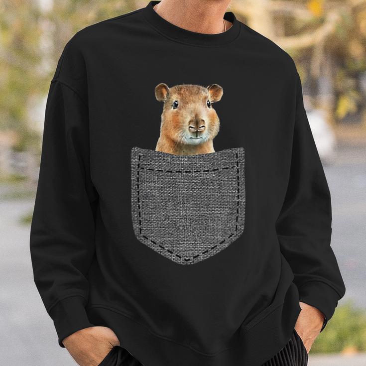 Capybara In Chest Pocket Capybara Sweatshirt Geschenke für Ihn