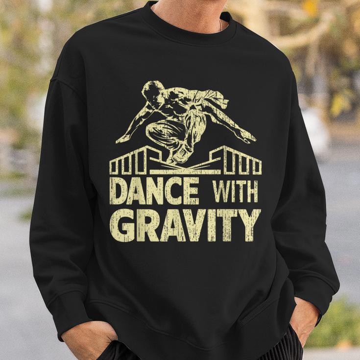 Dance With Gravity Parkour Sweatshirt Geschenke für Ihn