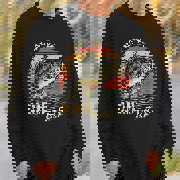 Dont Be Dumb Bassintage Sunset Divertido Pesca Cita Meme Camisa de entrenamiento Regalos para él