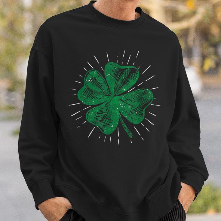 Four-Leaf Clover Ireland Lucky Charm Sweatshirt Geschenke für Ihn