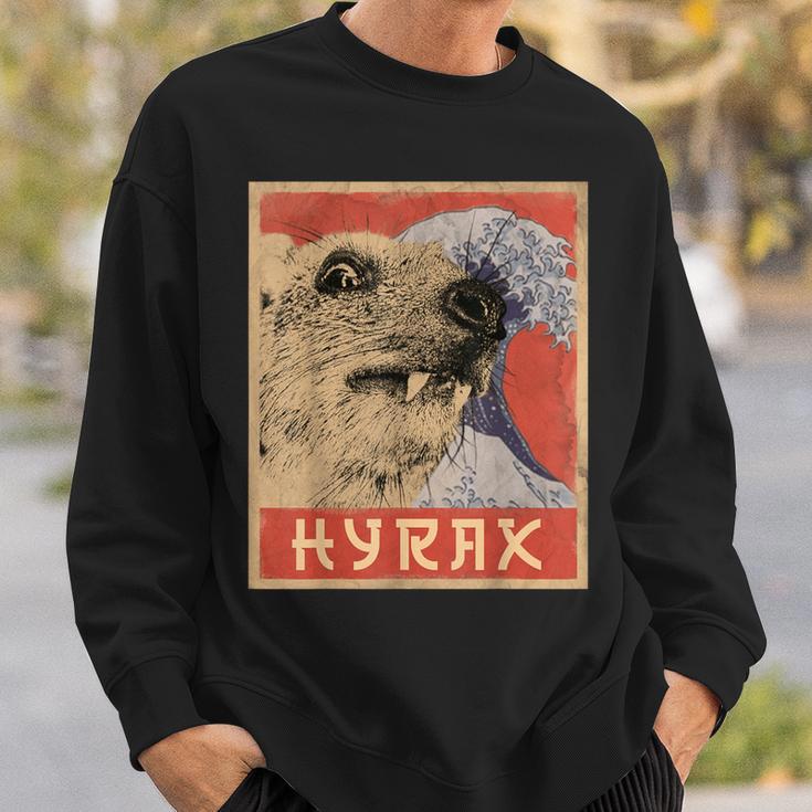 Hyrax Japaneseintage Style Hyrax Meme Sweatshirt Geschenke für Ihn