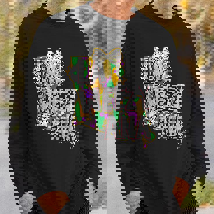 La Weezy Ana Mardi Gras Louisiana Fat Tuesdays Louisiana Map Sweatshirt Gifts for Him