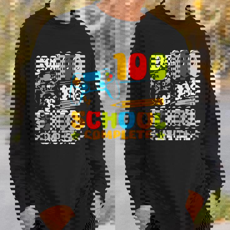 Level 100 Days Of School Completed Gaming Gamer Boy Sweatshirt Gifts for Him