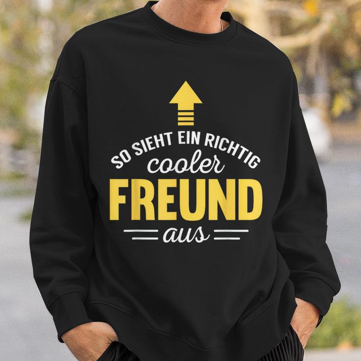 So Looks A Really Cool Friend Birthday Sweatshirt Geschenke für Ihn