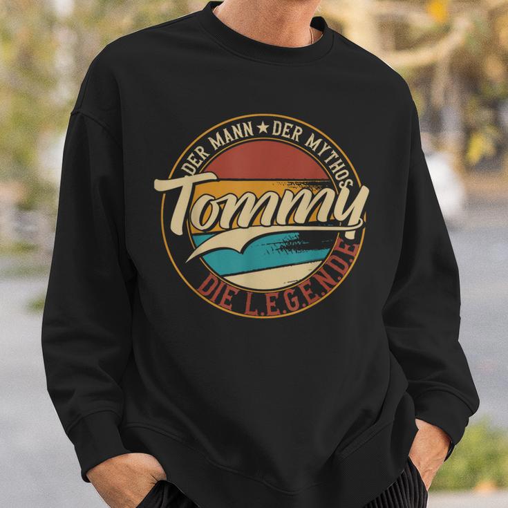 Tommy The Man Of Myth The Legend First Name Sweatshirt Geschenke für Ihn