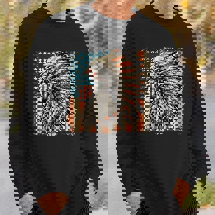 Vintage Native American Indian Chief American Usa Flag Sweatshirt Gifts for Him