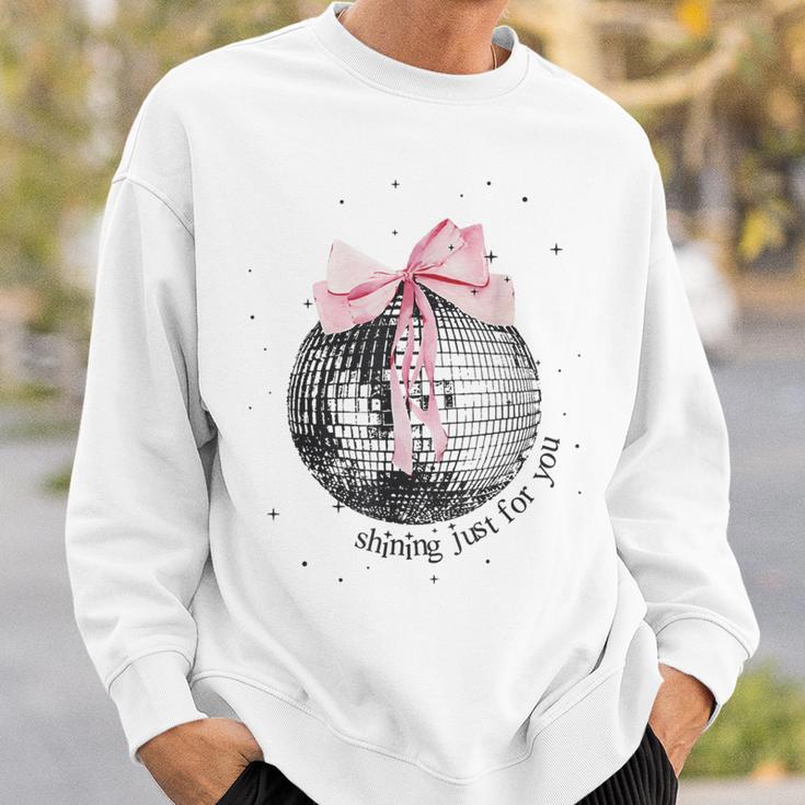 Shining Just For You Ribbon Disco Ball Sweatshirt Geschenke für Ihn