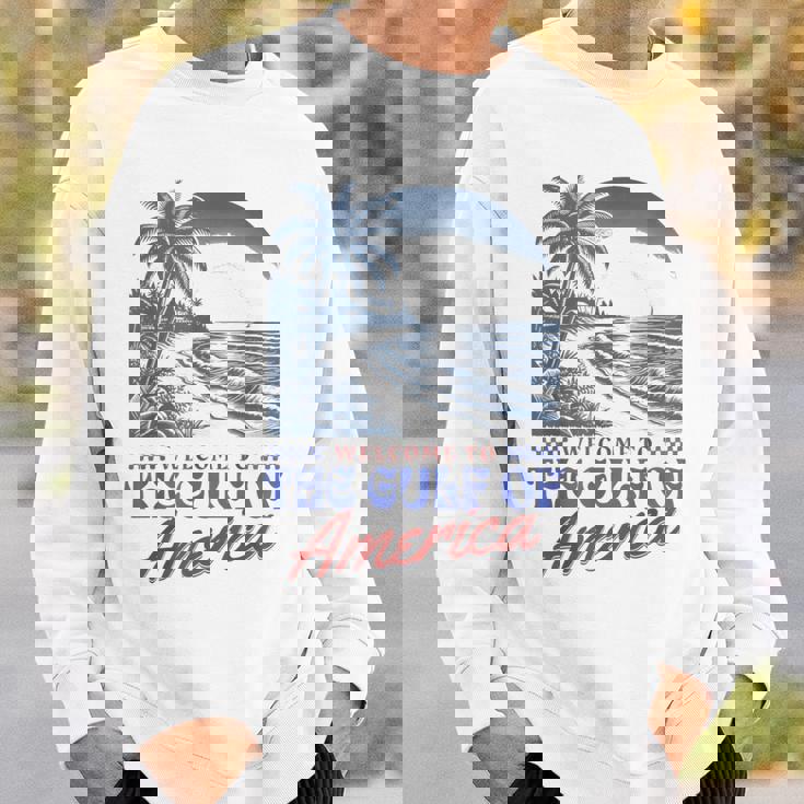 Welcome To America's Gulf Retro Vintage Beach Sweatshirt Gifts for Him