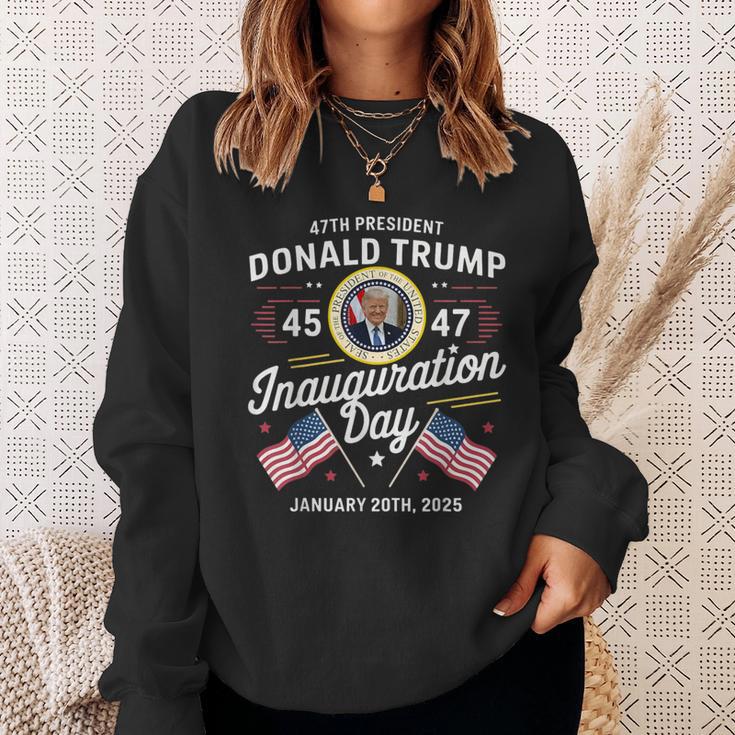 47Th President Donald Trump Housewarming Day Graphic Sweatshirt Geschenke für Sie