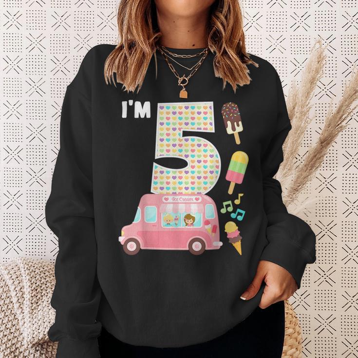 5Th Birthday Crew Ice Cream Truck I'm 5 Bday Ice Cream Party Camisa de entrenamiento Regalos para ella