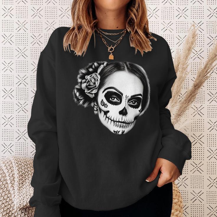 Beautiful La Catrina Santa Muerte Mexican Sweatshirt Geschenke für Sie