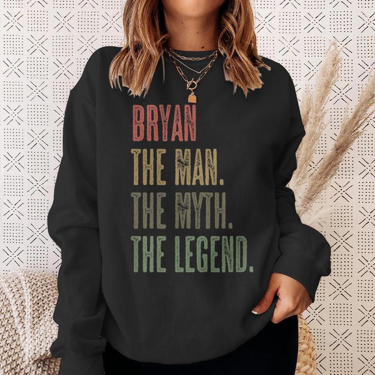 Bryan The Man The Myth The Legend Mythos Legend Name Sweatshirt Geschenke für Sie