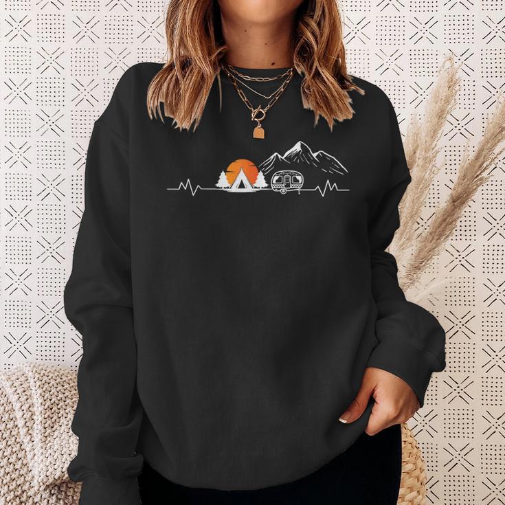 Camping Heartbeat Motorhome Accessories Sayings Sweatshirt Geschenke für Sie