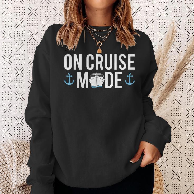 Cruise In Cruise Mode Sweatshirt Geschenke für Sie