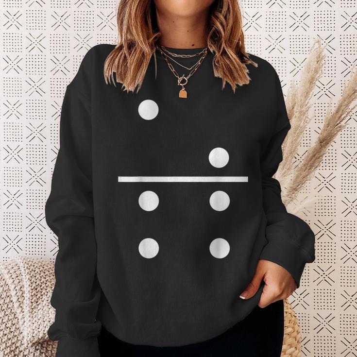 Domino Stein 2Ã4 Tile Stone Carnival Costume Sweatshirt Geschenke für Sie