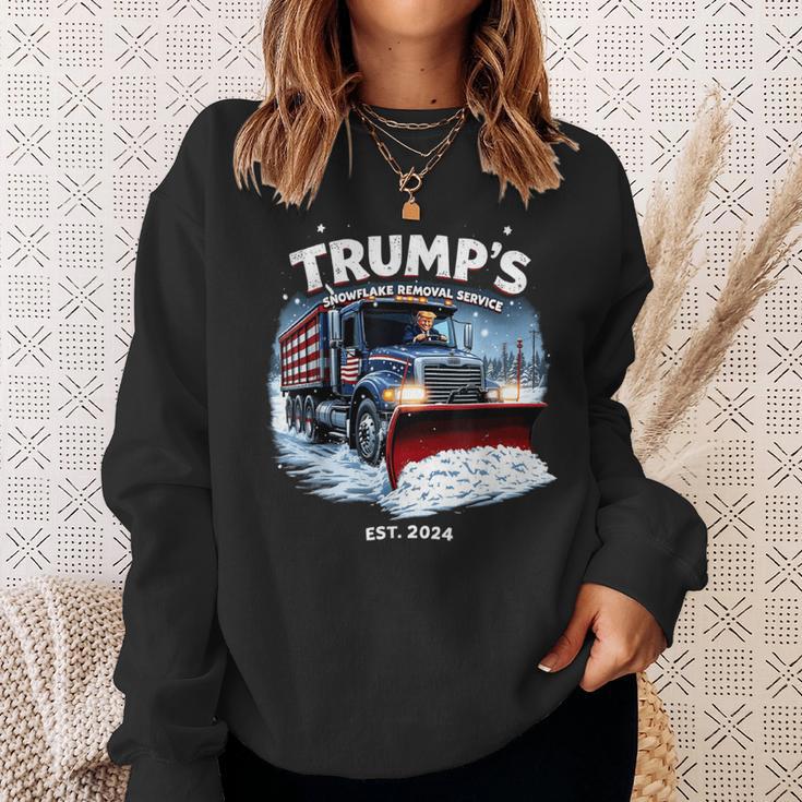 Trump Snowflake Removal Service 2024 Elecciones Trump Camisa de entrenamiento Regalos para ella
