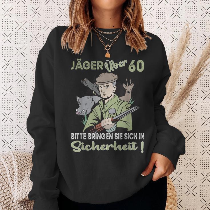 Hunter Birthday Over 60 Years Sweatshirt Geschenke für Sie