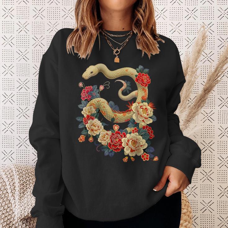 Happy Lunar New Year 2025 Year Of The Snake Zodiac Sweatshirt Geschenke für Sie