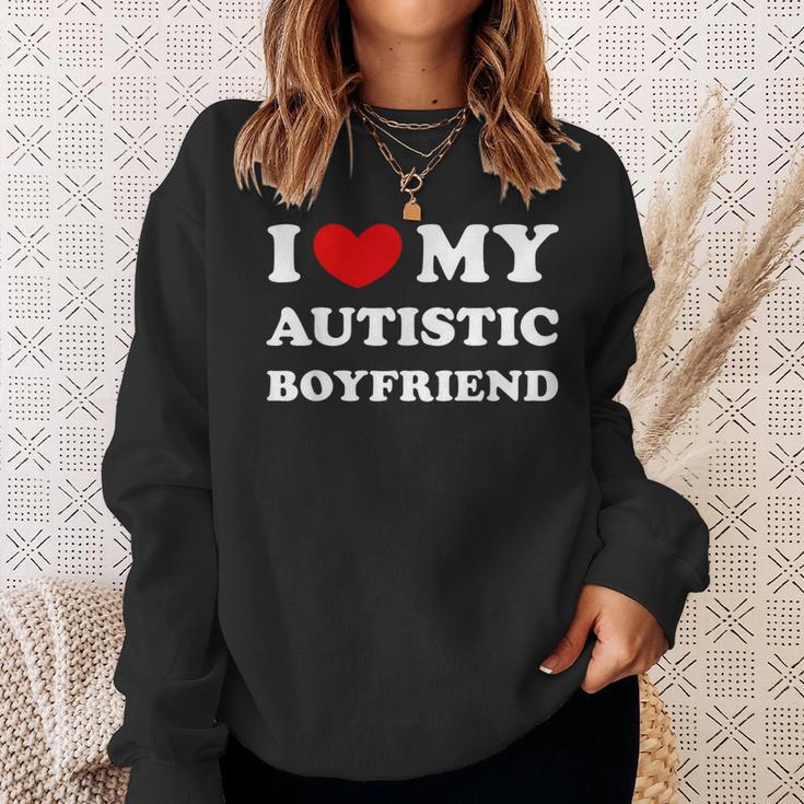 I Love My Autistic Boyfriend Love My Autistic Friend Sweatshirt Geschenke für Sie