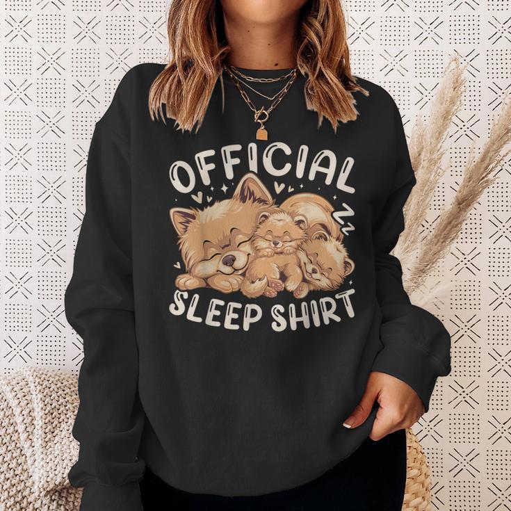 Official Sleep Pomeranian Dog With Puppy Sweatshirt Geschenke für Sie