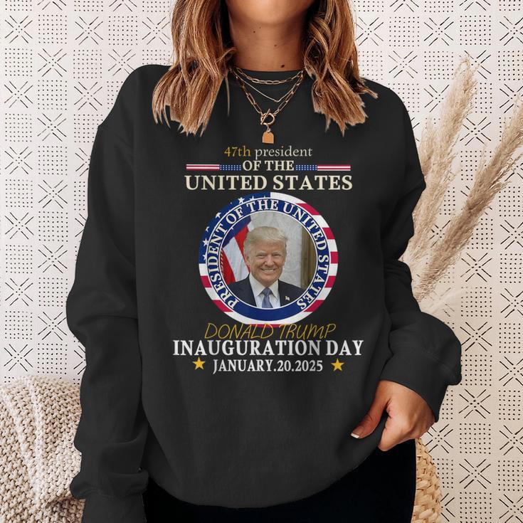 President Donald Trump Housewarming Day 2025 Sweatshirt Geschenke für Sie