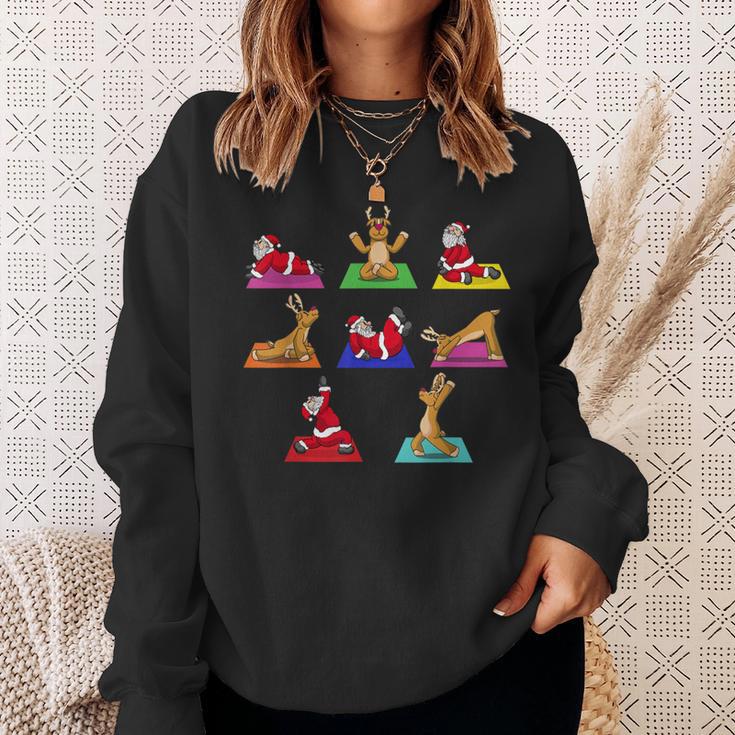 Reindeer Yoga Santa Xmas Meditation Chakra Christmas Sweatshirt Geschenke für Sie