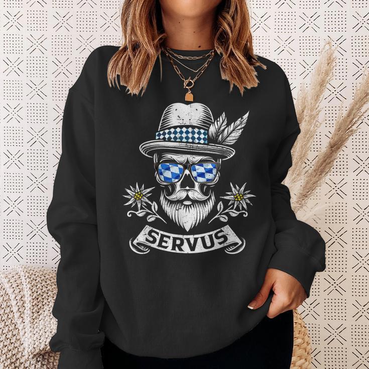 Servus Bayern Skull Bavarian Bua Costume Servus Sweatshirt Geschenke für Sie