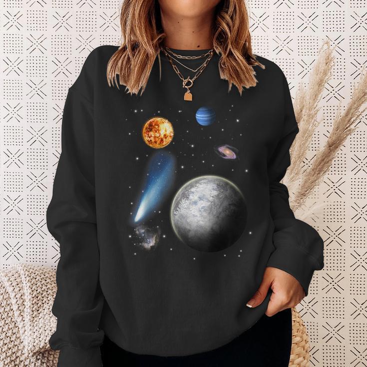 Space Motif Universe Stars Solar System Planets Sun Sweatshirt Geschenke für Sie