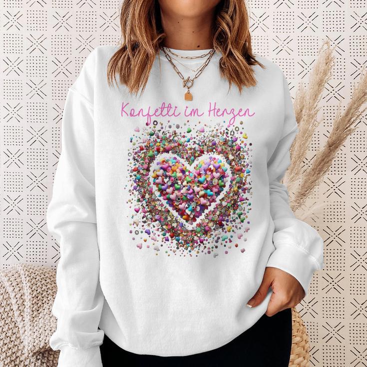 Confetti In The Heart Long-Sleeved Sweatshirt Geschenke für Sie