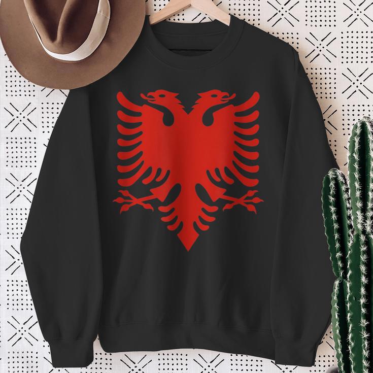 Albanian Flag Albania Eagle Shqip Shqiponja Albania Sweatshirt Geschenke für alte Frauen