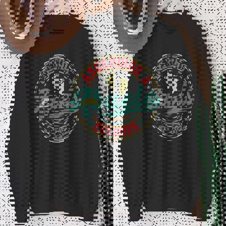 Ascendido A Abuelo 2025 Anunciar Abuelos Primerizos Camisa de entrenamiento Regalos para ancianas